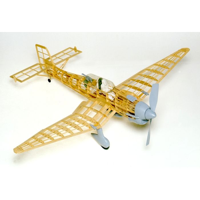 Junkers JU 87-B Stuka Giant Scale 1:16 Guillow's Balsa Aircraft Kit 870mm Wingspan