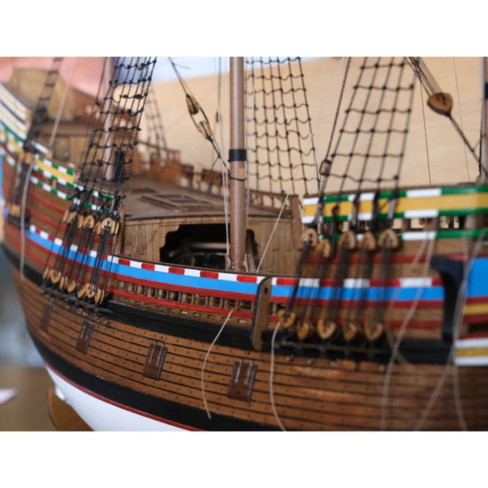 Mantua Mayflower 1:64 Scale Wood Model Ship Kit 