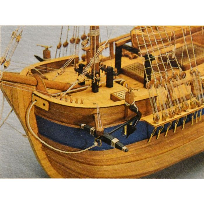 Mantua HM Endeavour Bark 1768 Scale 1:60 Wooden Kit - Captain James Cook's Famous Ship!