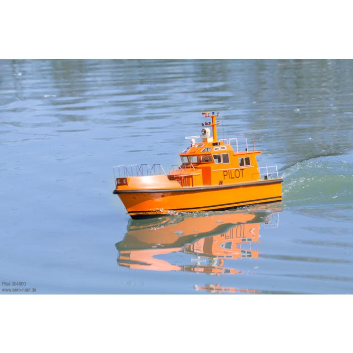 Aero-Naut Radio Control 20 Metre Pilot Boat 1:25 Scale Kit