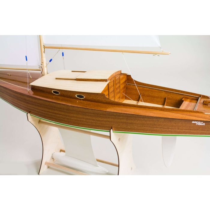 Bellissima Radio Control Sailing Yacht - Aero-Naut Mahogany Wooden Kit 