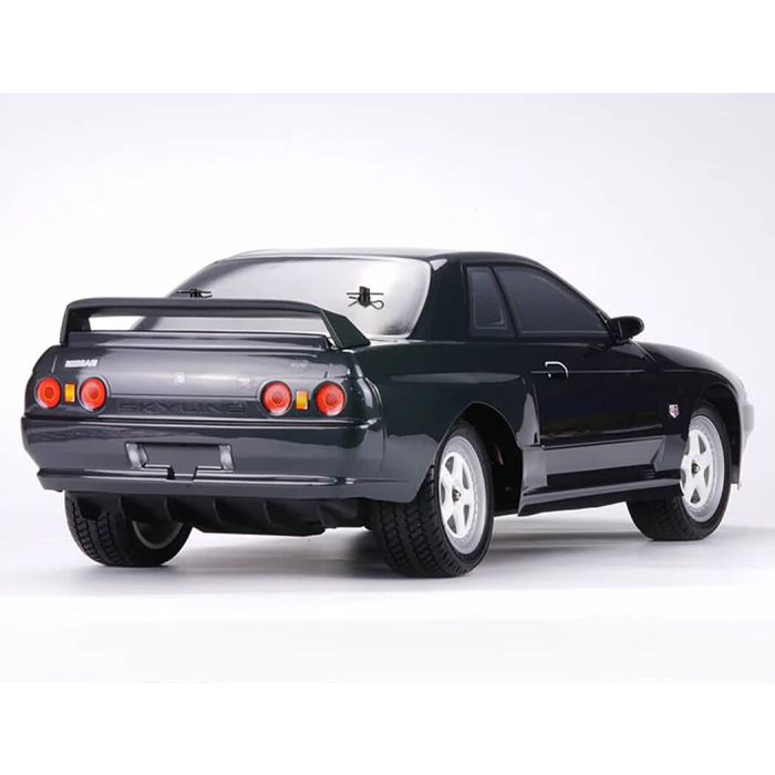 Carisma 1:8 M48S Nissan Skyline GT-R R32 Godzilla Brushless RTR RC Car