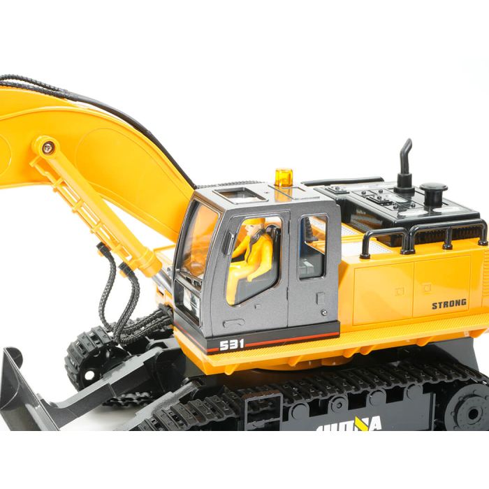 Huina 1/16 RC Excavator Digger w/Metal Bucket, Lights, Sound