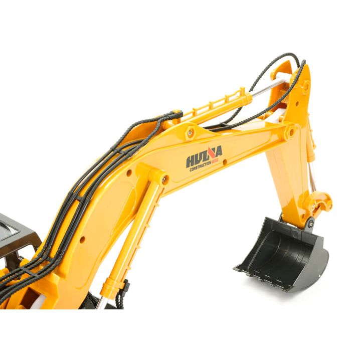 Huina 1/16 RC Excavator Digger w/Metal Bucket, Lights, Sound