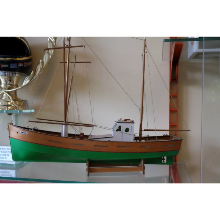 Mantua Amalfi Fishing Boat 1:35 Scale Wooden Ship Kit 