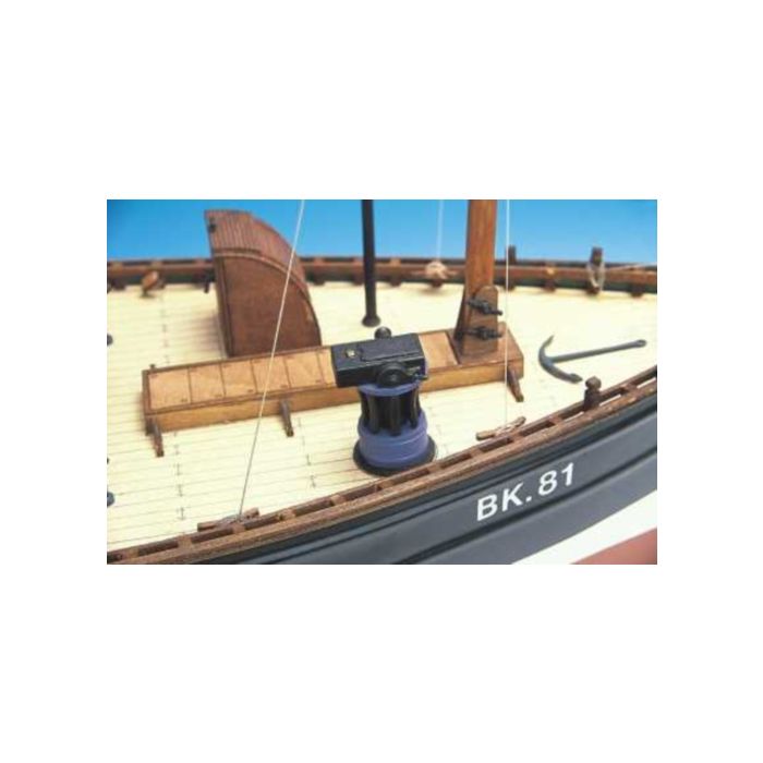 Caldercraft Minifleet Motor Fifie Amaranth Herring Drifter Boat Kit 1:40 Scale