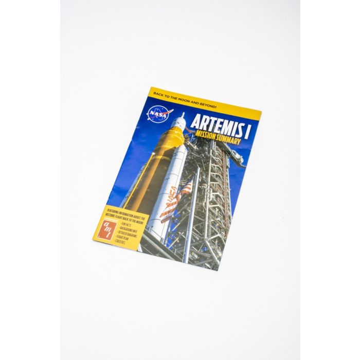 AMT 1:200 NASA Artemis-1 Space Rocket Plastic Model Kit