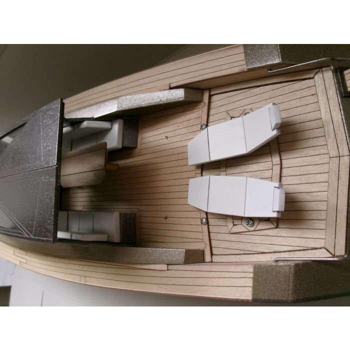Mantua Galaxy Modern Luxury Motor Yacht 1:25 Scale Wooden Ship Kit 