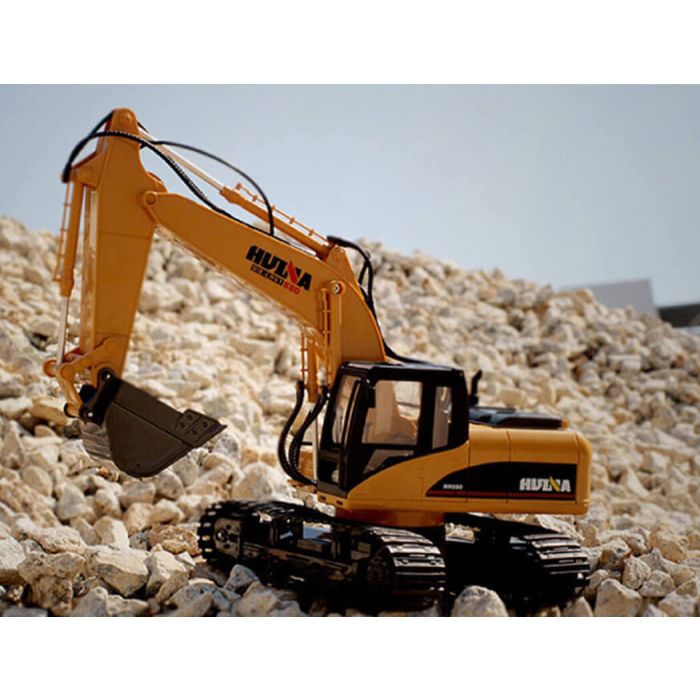 Huina 1/14 RC Excavator Digger w/ Metal Bucket, Lights & Sound