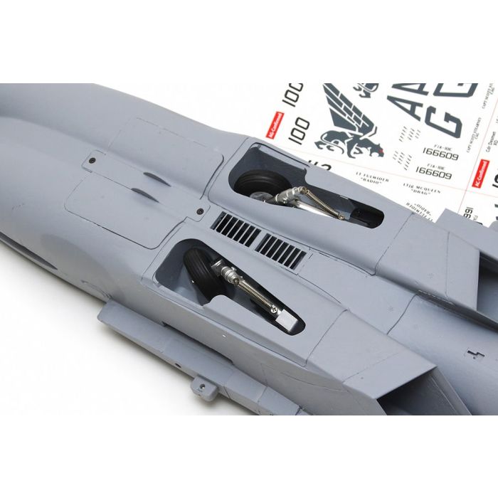 F/A-18F Super Hornet 70mm EDF Jet, Retracts ARTF no Tx/Rx/Bat