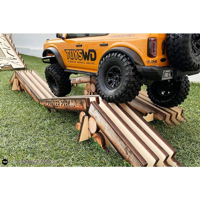 Crawler Park Axes Crossing Obstacle 1/10 Crawler Circuit
