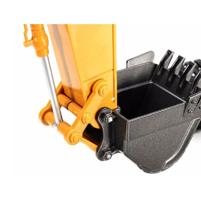 Huina 1/14 RC Excavator Digger w/ Metal Bucket, Lights & Sound