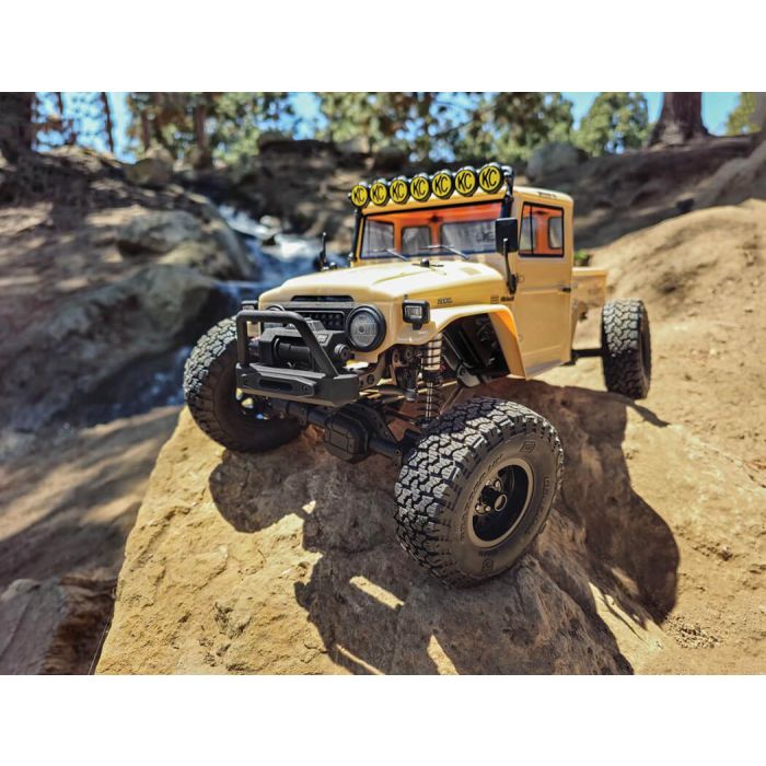 Element RC 1:10 Enduro Zuul ARTR (no Batt) RC Trail Truck - Tan