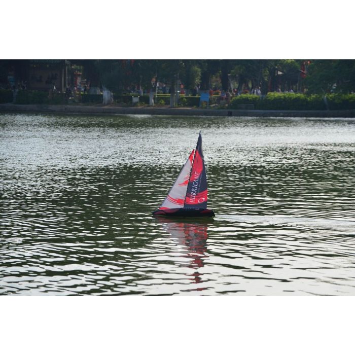 Volantex Racent Hurricane 1 Metre Sail Yacht Boat Ready To Sail