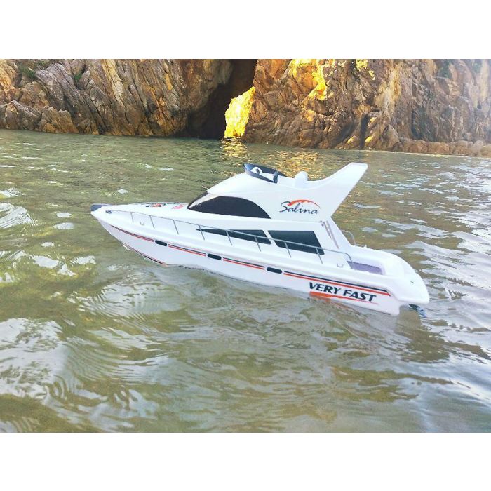 Salina Luxury Mediterranean Radio Control Twin Electric Motor Yacht RTR