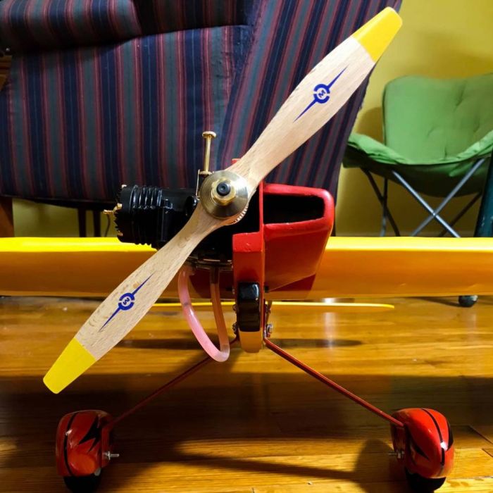 Master Airscrew 11x10 Beech Wood Propeller