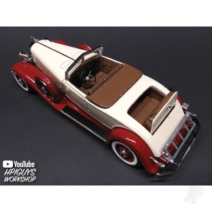 MPC 1932 Chrysler Imperial "Gangbusters" Plastic Kit