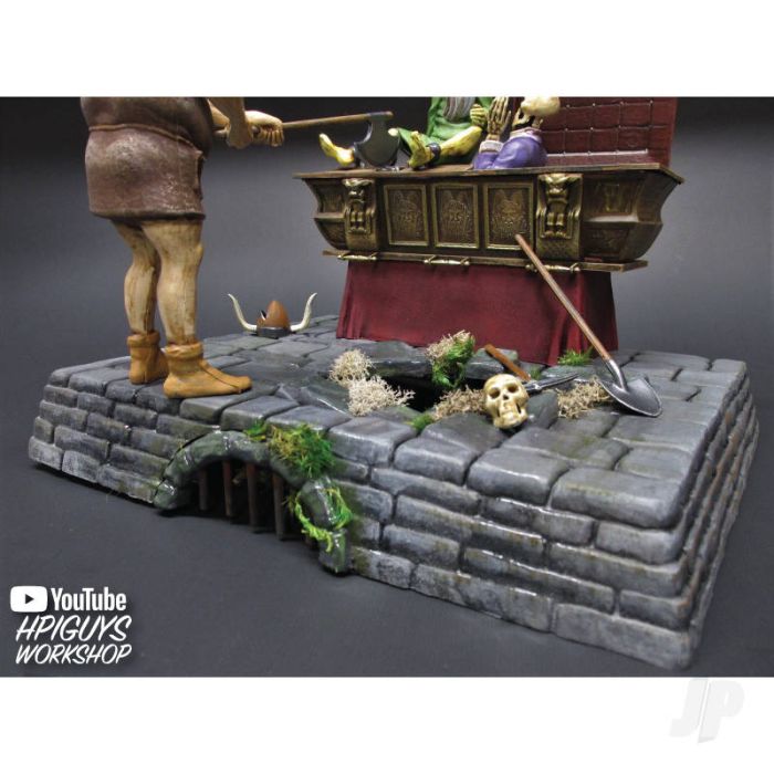 Polar Lights House of Horrors Series: Calamity Cut Short Plastic Kit