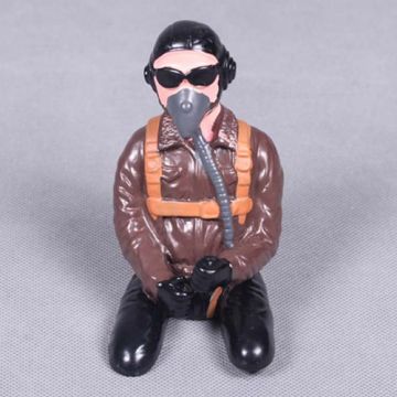 FMS Pilot 1.4 P40/P47/P51b/P51 D/1.7 (Lx87mm,Wx61mm,Hx100mm)