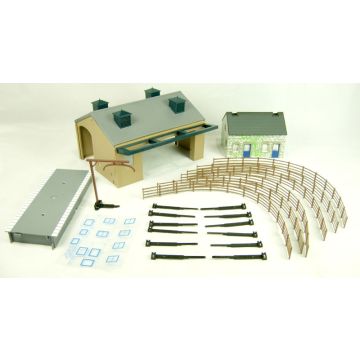 Hornby R8230 TrakMat Accessories Pack 4 - Railway Cottage & Goods Shed -00 Gauge