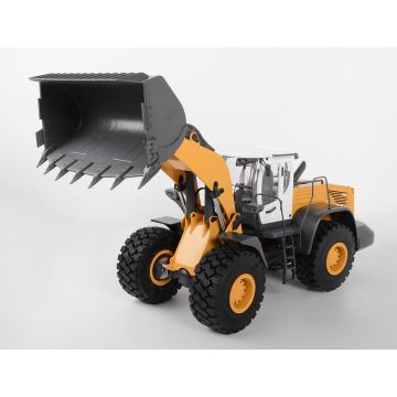 RC4WD 1/14 Earth Mover 870K Real Hydraulic Wheeled Loader ARTR (no Batt/Cgr)
